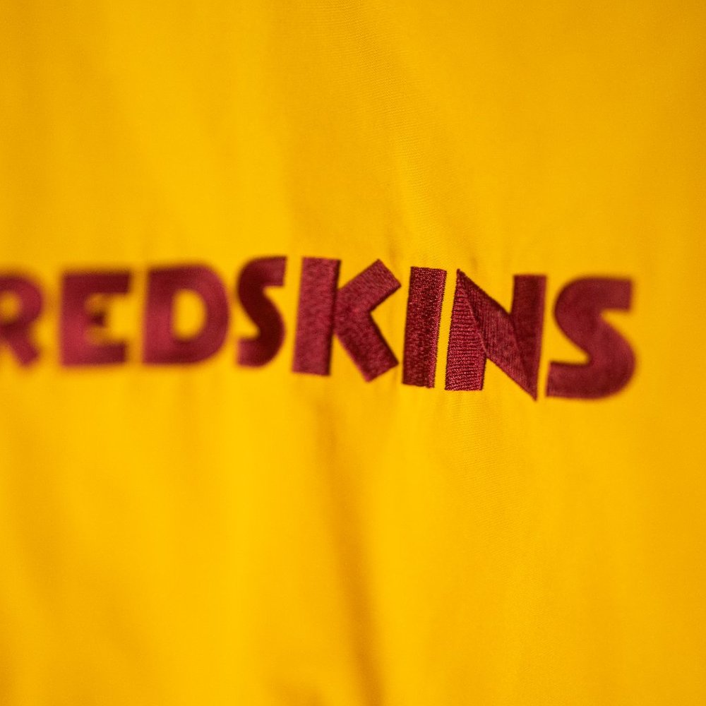 VIntage NFL Redskins Yellow Collection V-neck Pullover (XL) - Picture 4 of 8